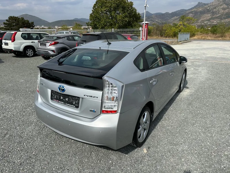 Toyota Prius (KATO НОВА) Image 6